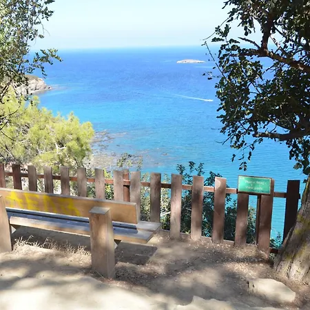 度假居 Cyprus 2 Beds Ensuite Pool Patio Wifi Parking Polis