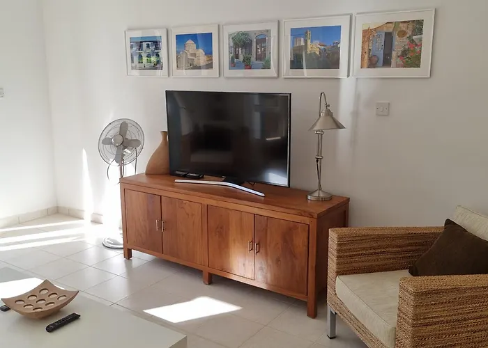 Cyprus 2 Beds Ensuite Pool Patio Wifi Parking * Polis